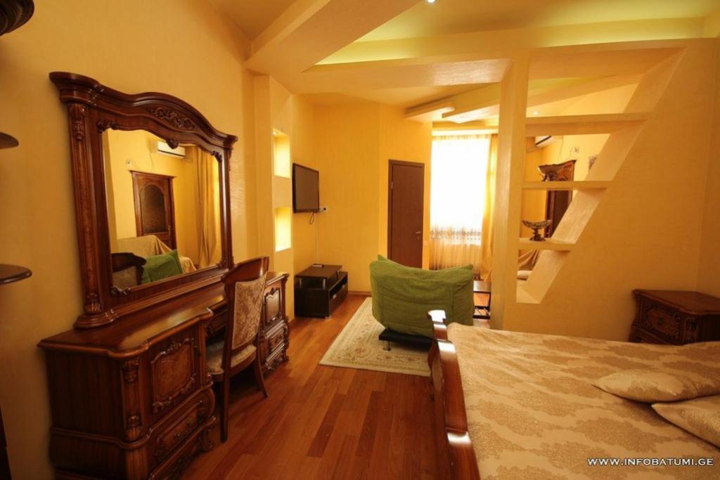 Hotel Black Sea House 바투미 외부 사진