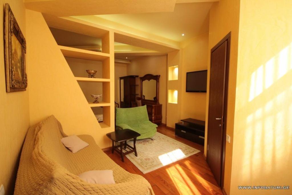 Hotel Black Sea House 바투미 외부 사진